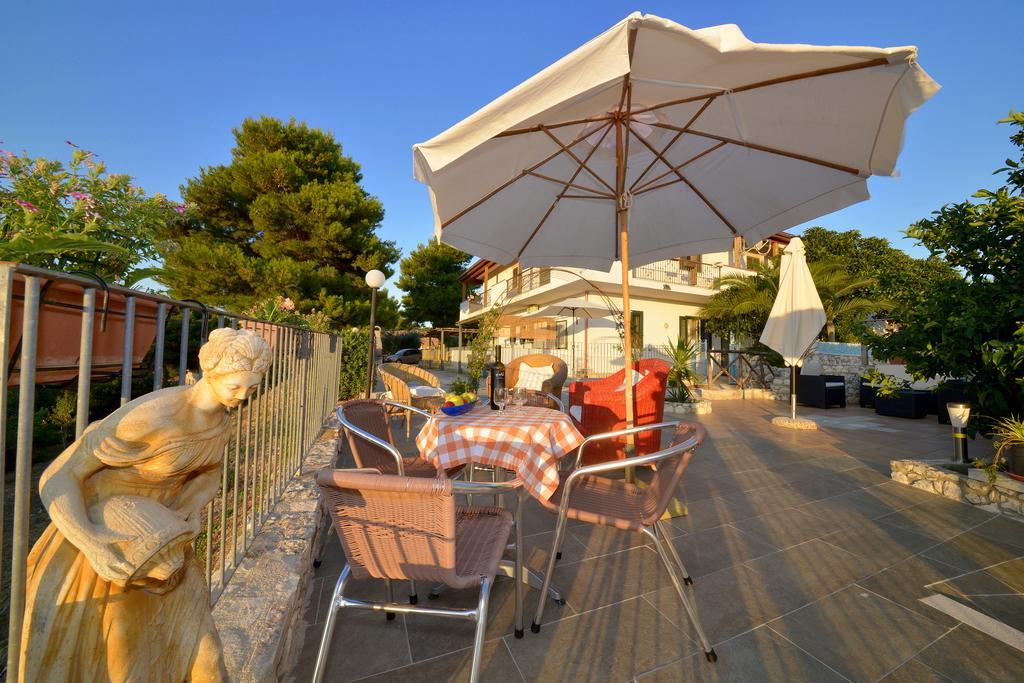 B&B Villa Nicoletta Peschici Esterno foto
